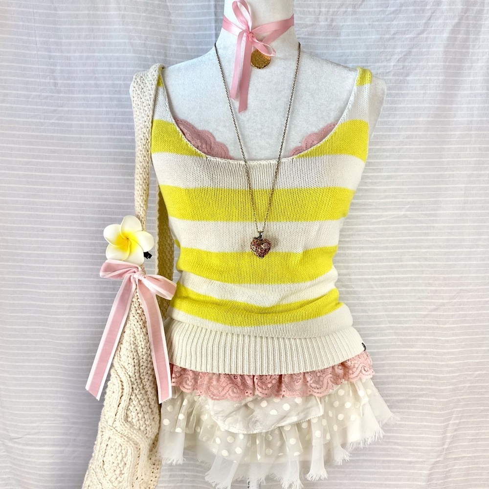 ♡ beachy knit striped tank top with ribbed detailing ♡